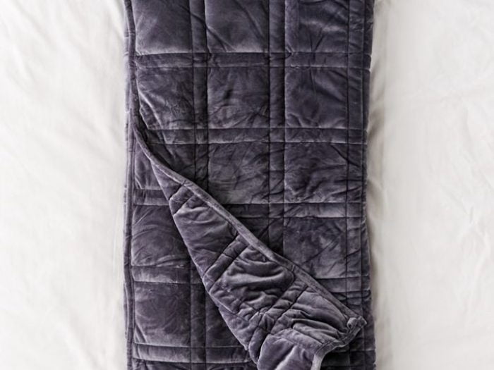 urban outfitters weighted blanket