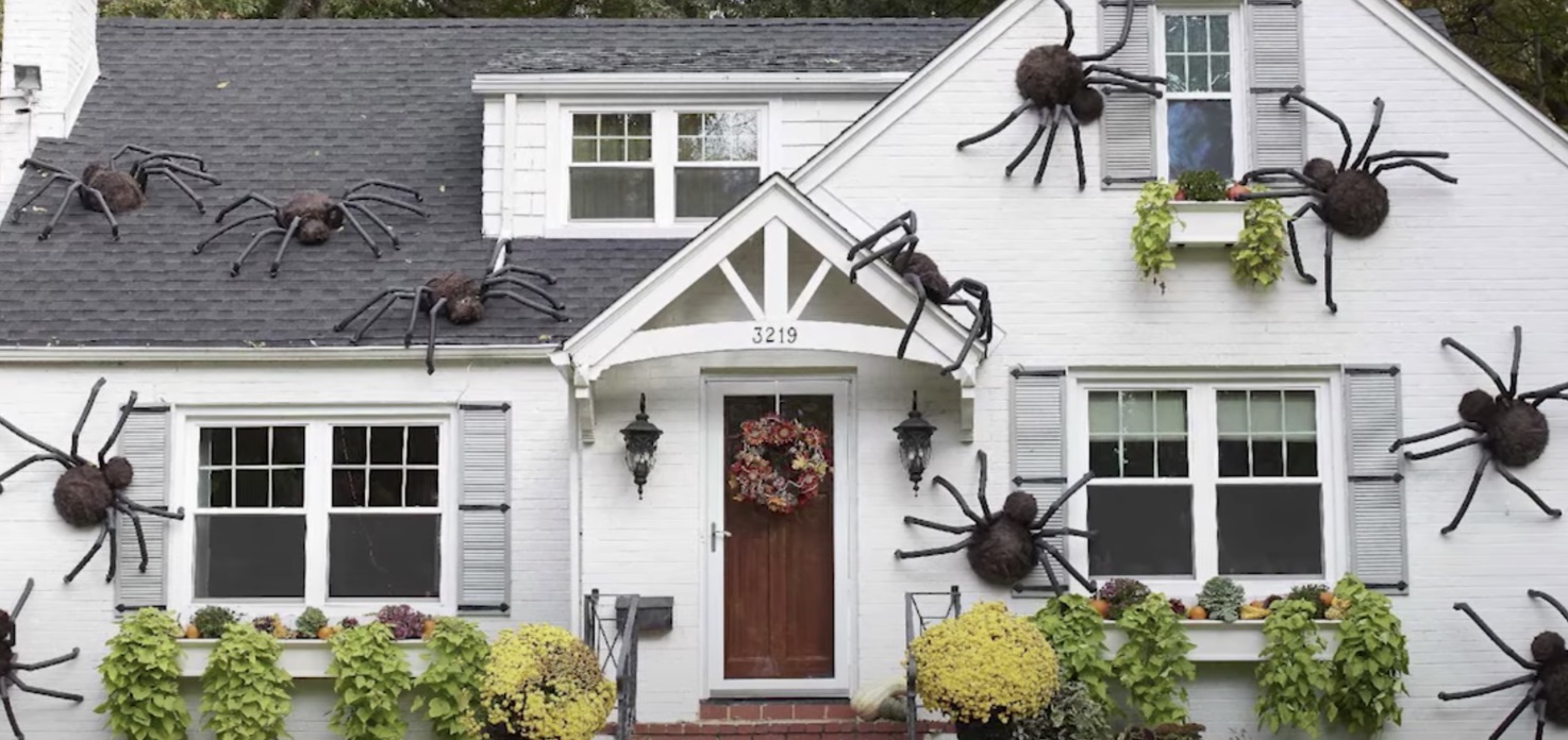 How To Make Giant DIY Spiders For Your House This Halloween