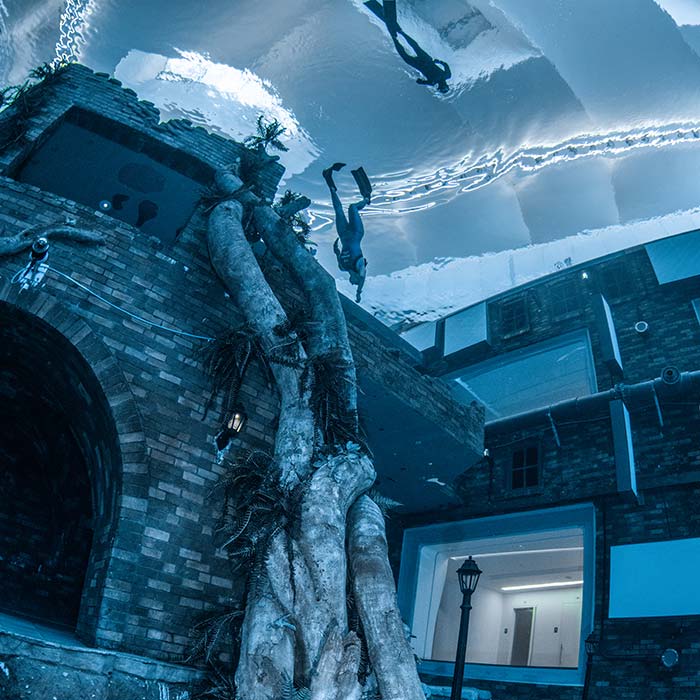 Take A Look Below The Surface Of The World’s Deepest Swimming Pool For Diving