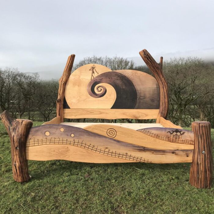 A Woodworker Created The Most Intricately Detailed ‘Nightmare Before Christmas’ Bed