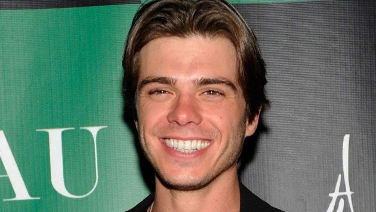 Matthew Lawrence ‘My Agency Fired Me’ After I Refused to ‘Take My Clothes Off for an Award-Winning Director’