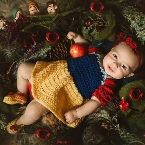 Magical Makeovers: Mother’s Crocheted Disney-Inspired Outfits Transform Newborns into Adorable Characters