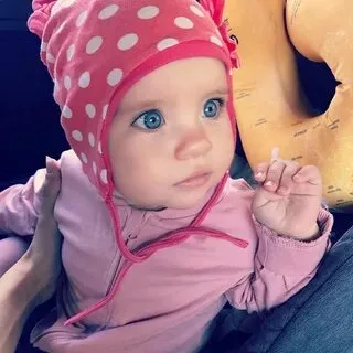 Captivating Millions of Hearts: Baby Boasts the Most Alluring Eyes in the Universe
